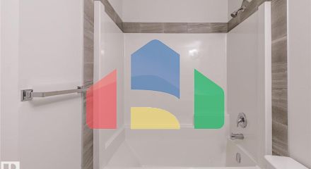 Residential - Single Family Home - Edmonton, Canada - Canada