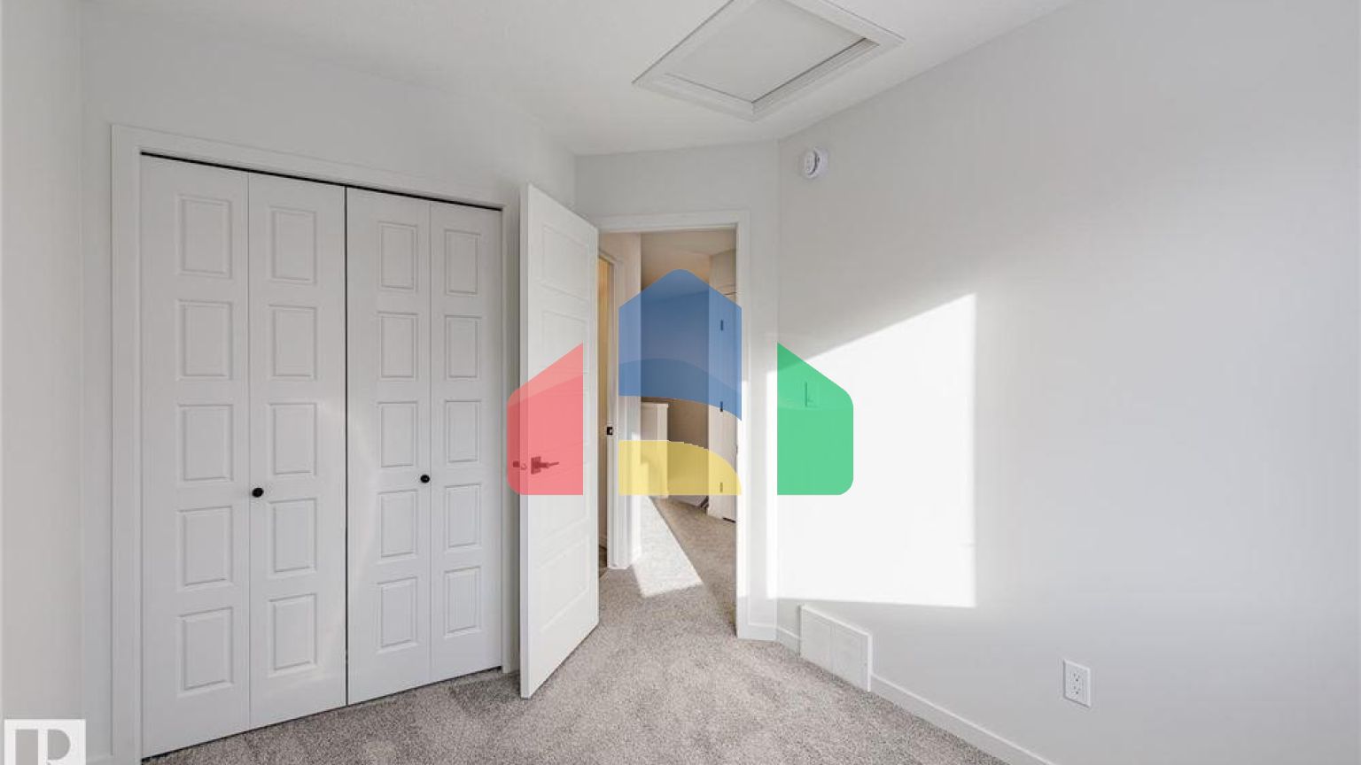 Residential - Single Family Home - Edmonton, Canada - Canada