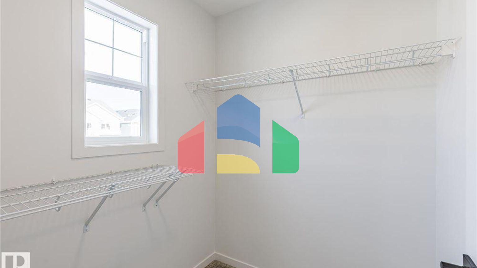 Residential - Single Family Home - Edmonton, Canada - Canada