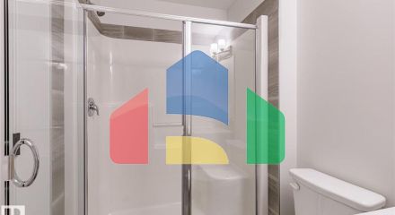 Residential - Single Family Home - Edmonton, Canada - Canada