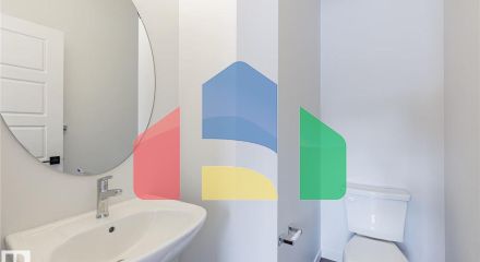 Residential - Single Family Home - Edmonton, Canada - Canada