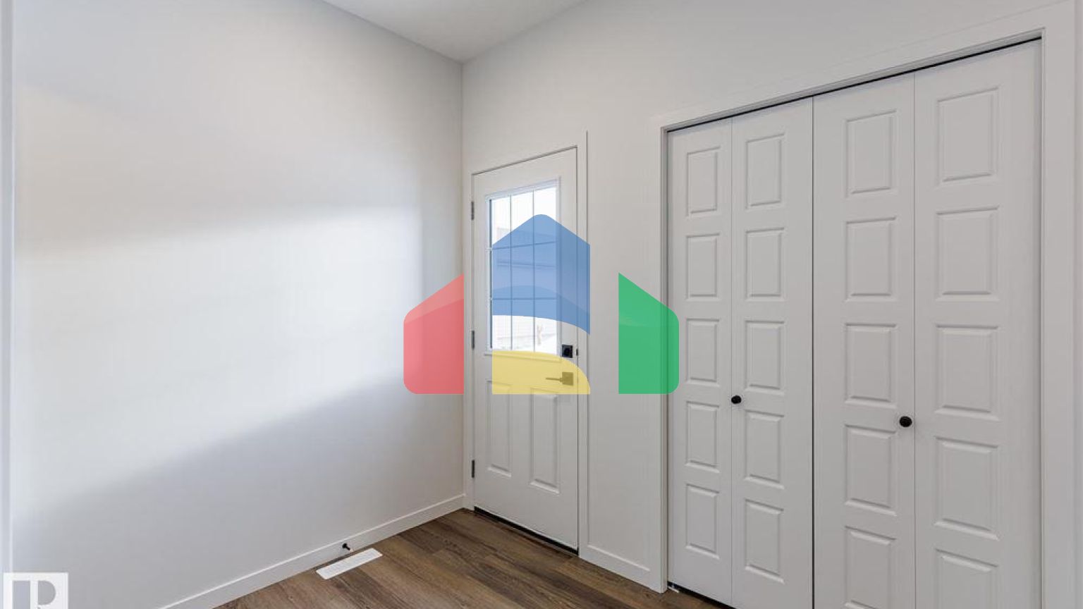 Residential - Single Family Home - Edmonton, Canada - Canada