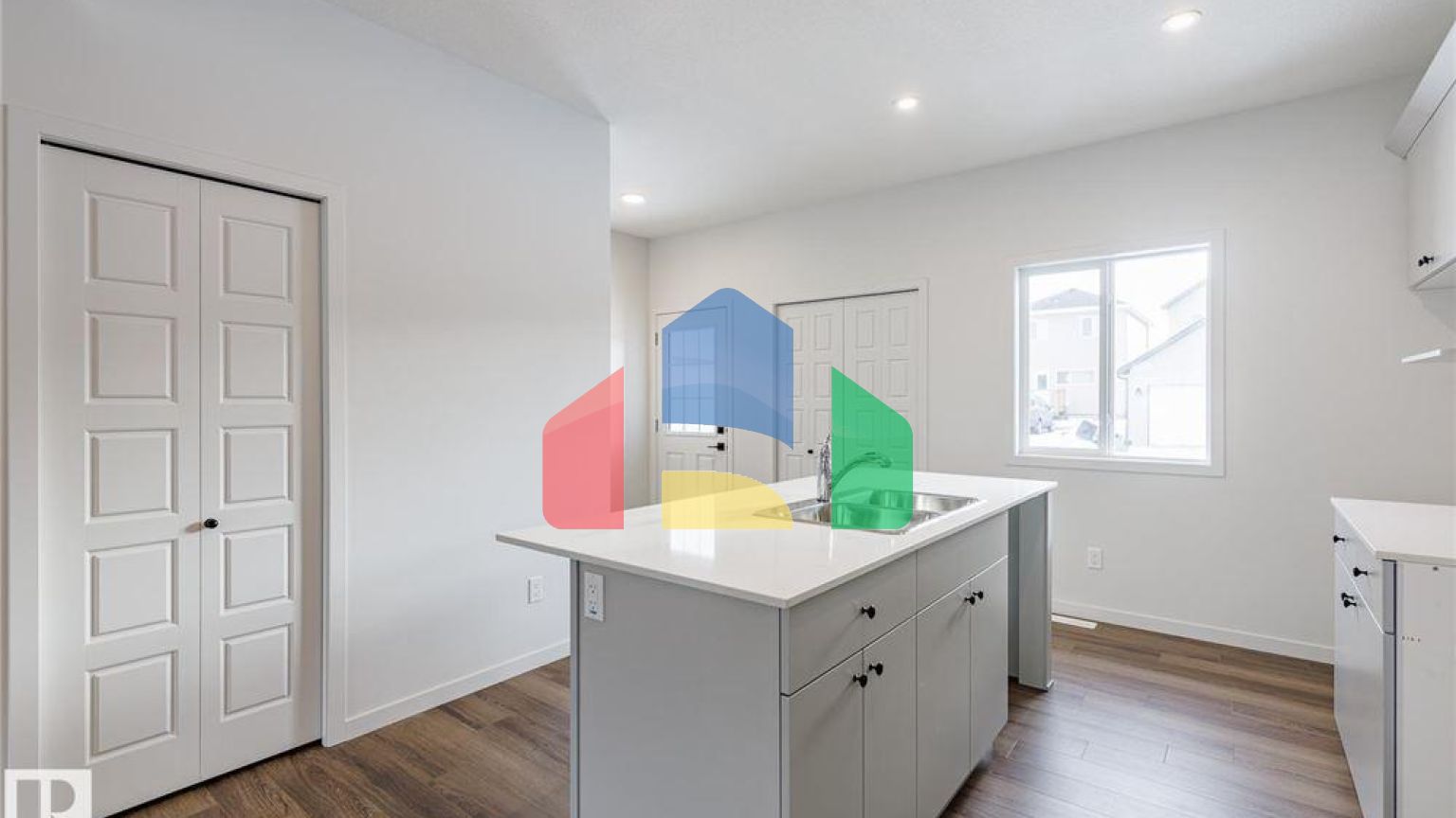 Residential - Single Family Home - Edmonton, Canada - Canada