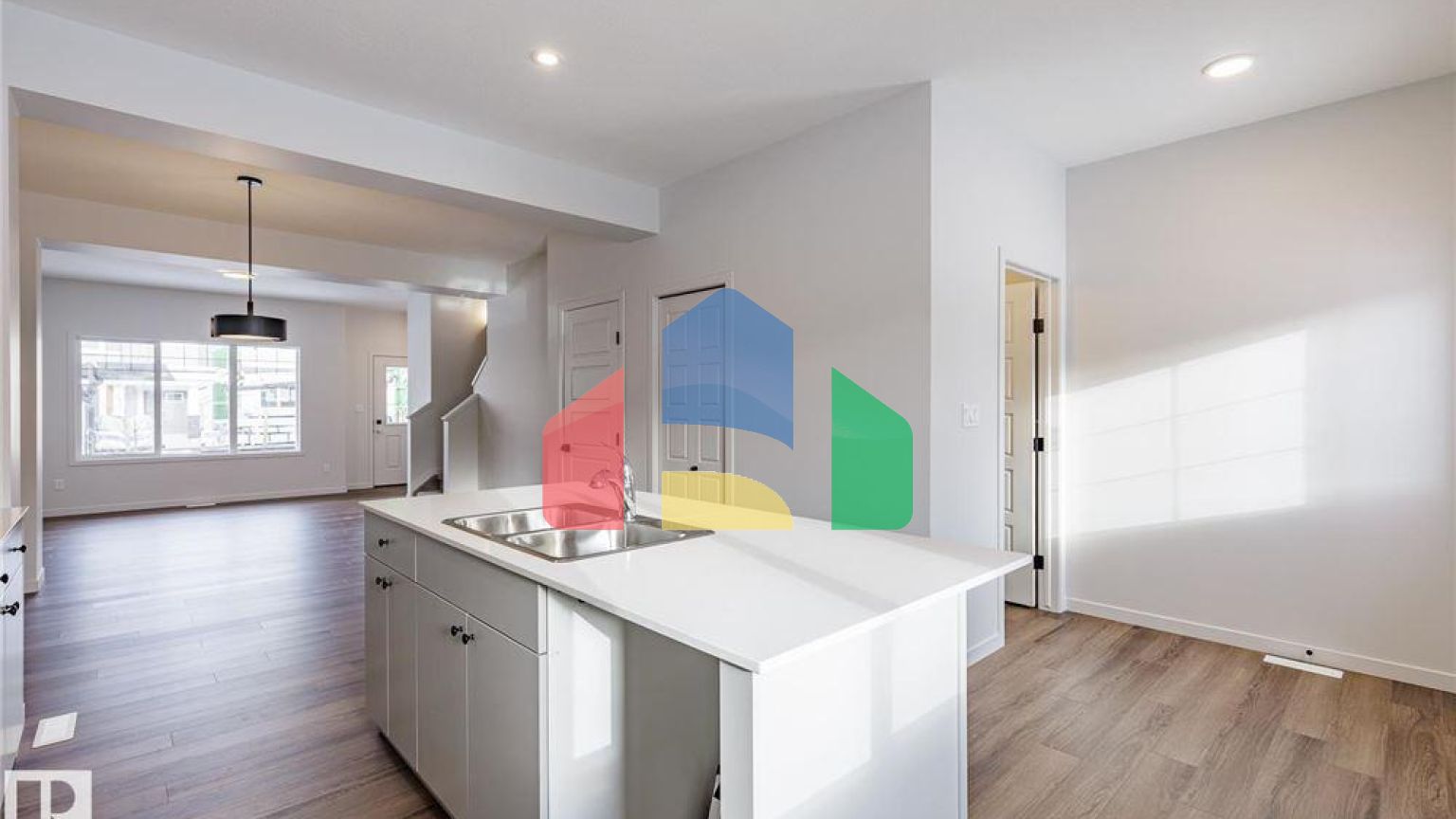 Residential - Single Family Home - Edmonton, Canada - Canada