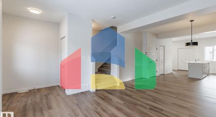 Residential - Single Family Home - Edmonton, Canada - Canada