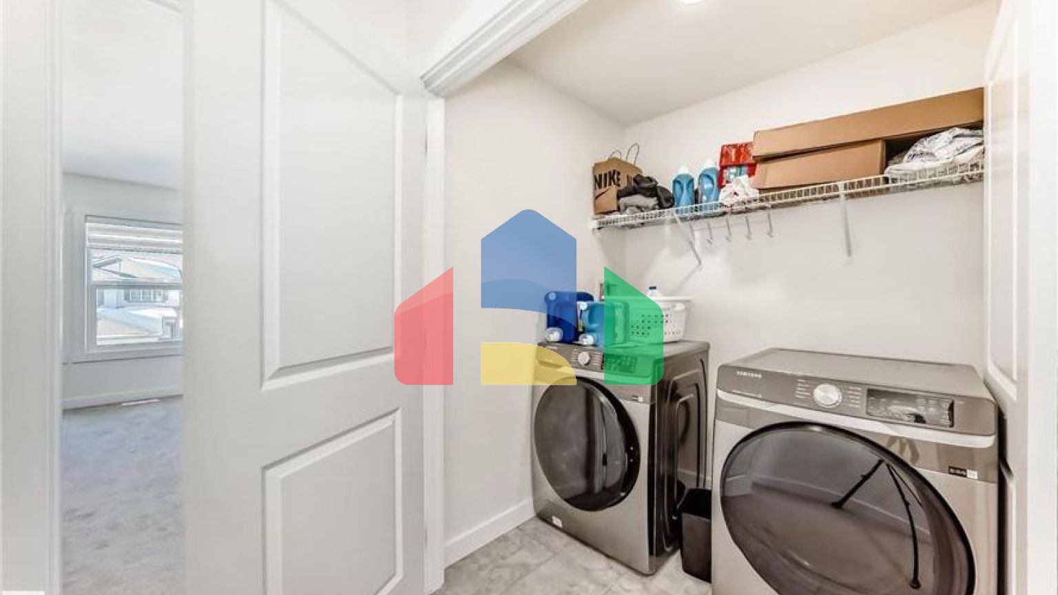 Residential - Single Family Home - Edmonton, Canada - Canada