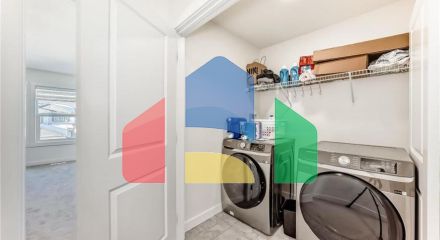 Residential - Single Family Home - Edmonton, Canada - Canada