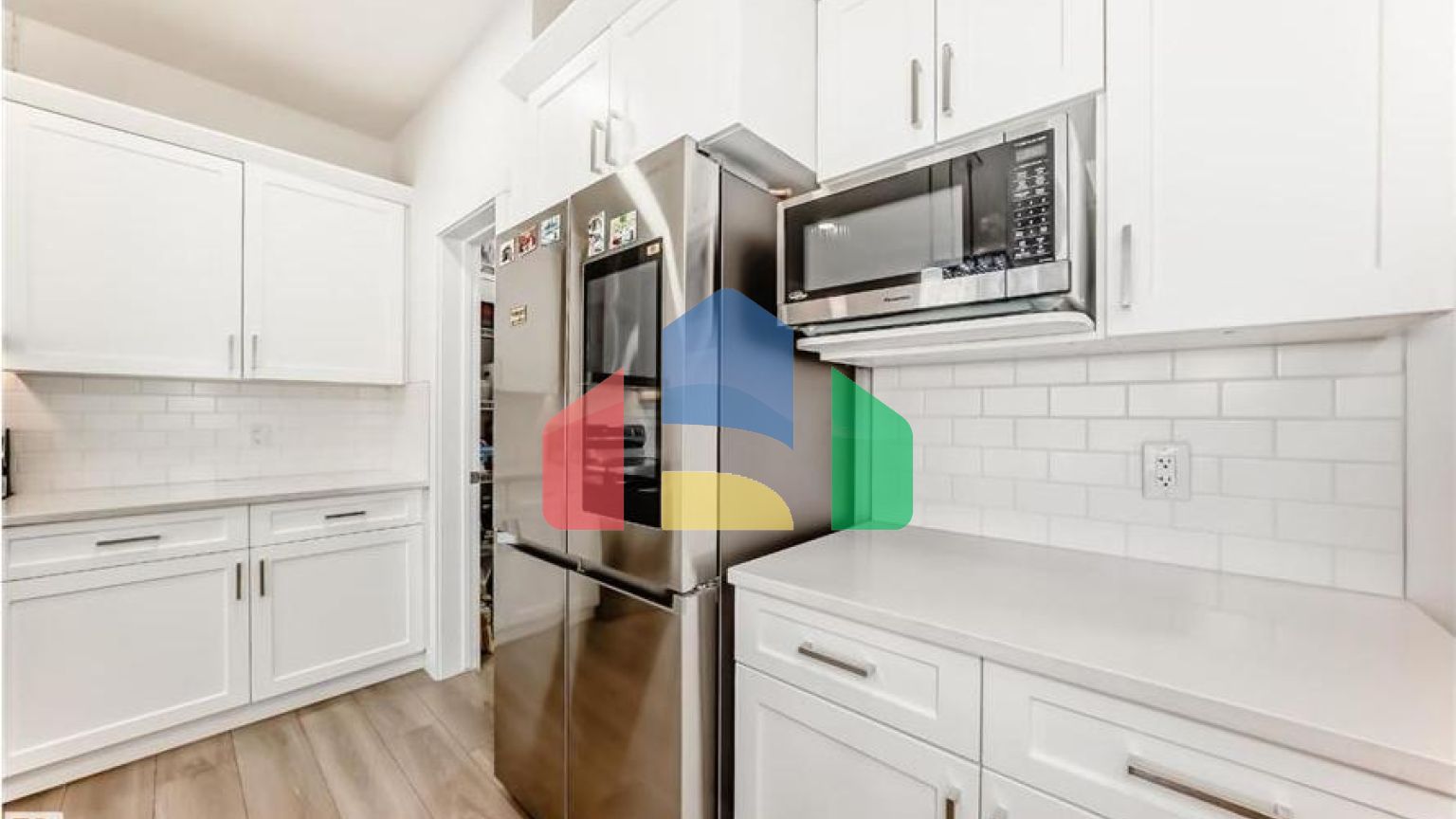 Residential - Single Family Home - Edmonton, Canada - Canada