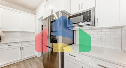 Residential - Single Family Home - Edmonton, Canada - Canada