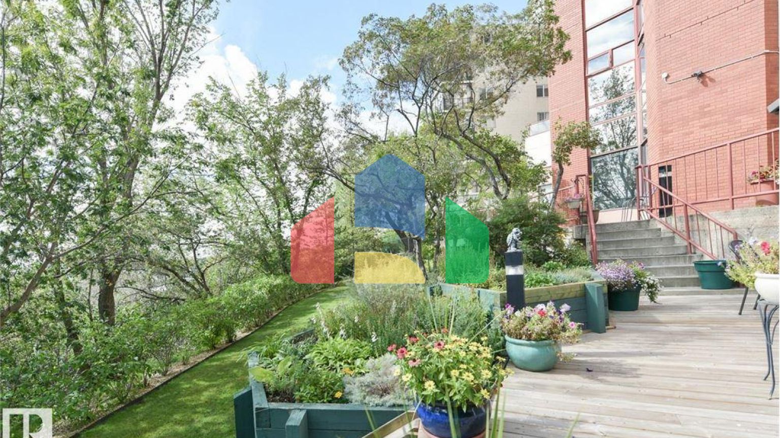 Residential - Condo/Apartment - Edmonton, Canada - Canada