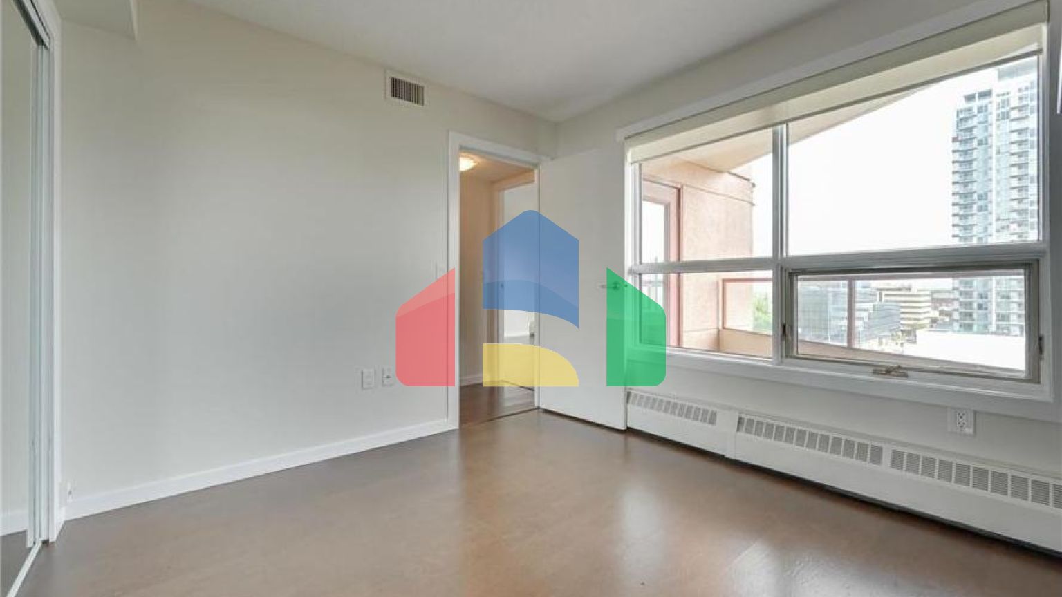 Residential - Condo/Apartment - Edmonton, Canada - Canada