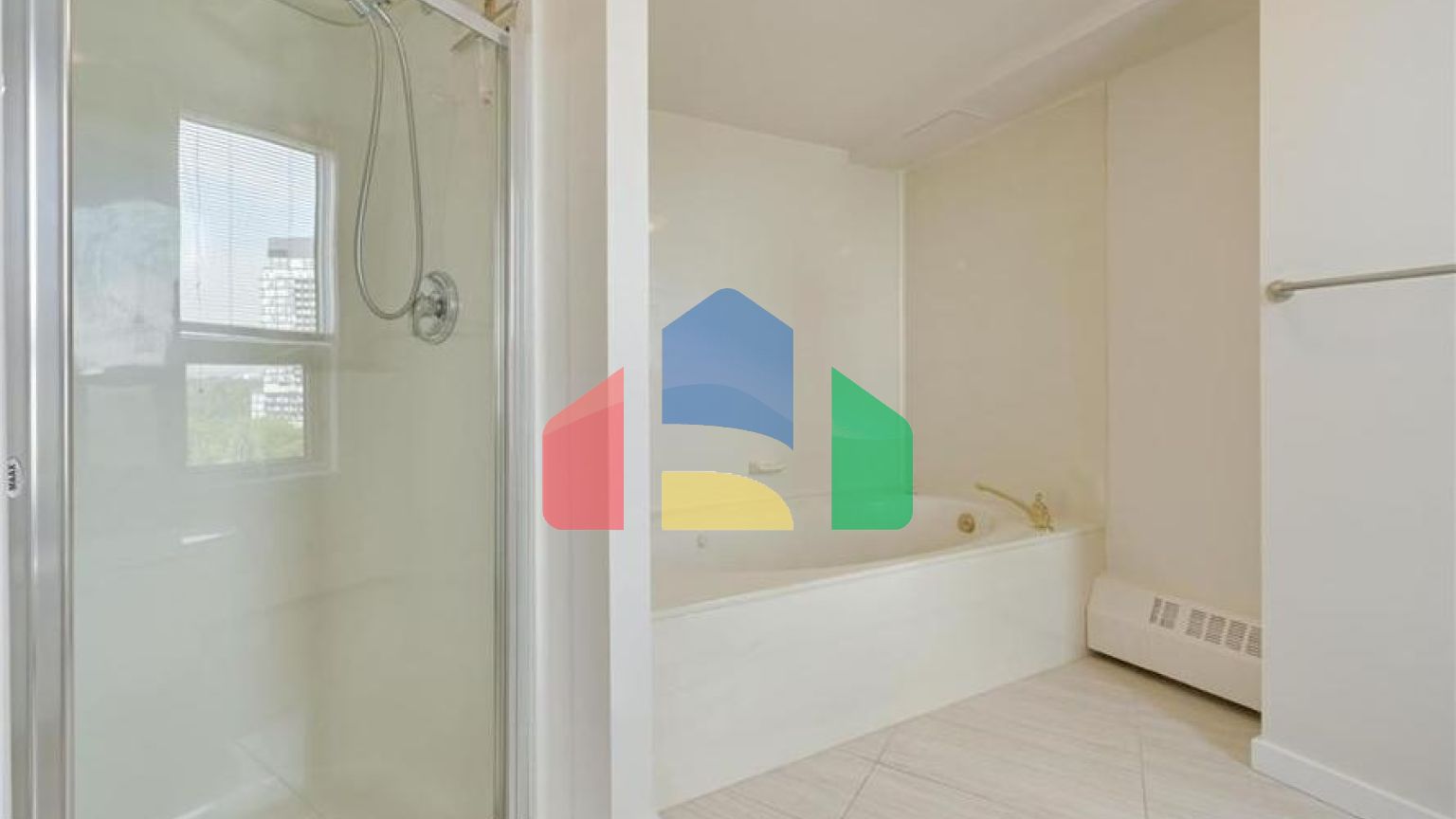 Residential - Condo/Apartment - Edmonton, Canada - Canada