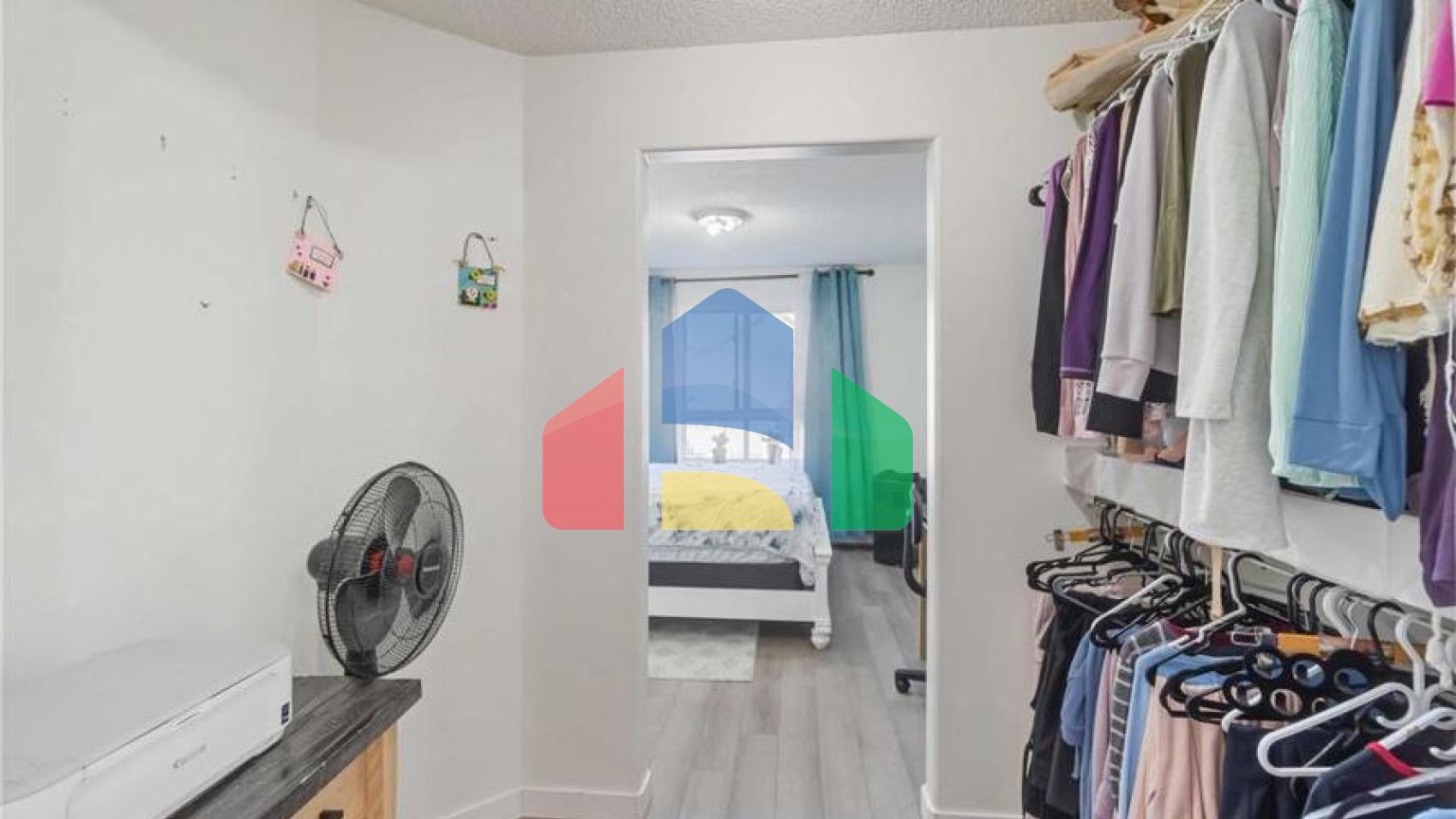 Residential - Condo/Apartment - Edmonton, Canada - Canada