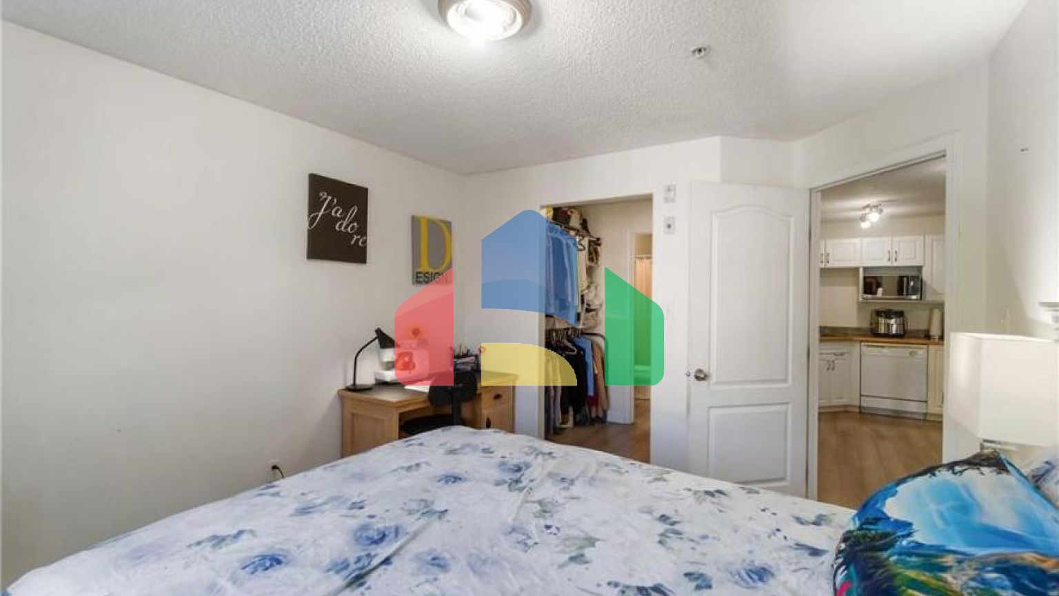 Residential - Condo/Apartment - Edmonton, Canada - Canada