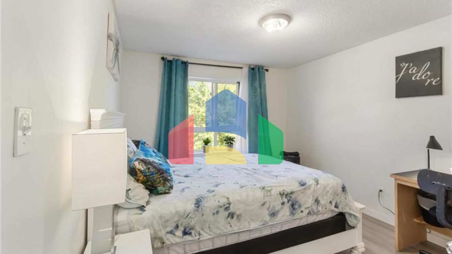 Residential - Condo/Apartment - Edmonton, Canada - Canada