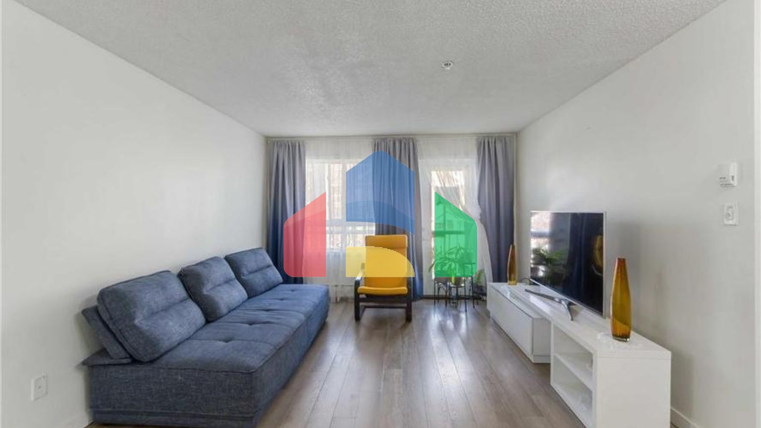 Residential - Condo/Apartment - Edmonton, Canada - Canada