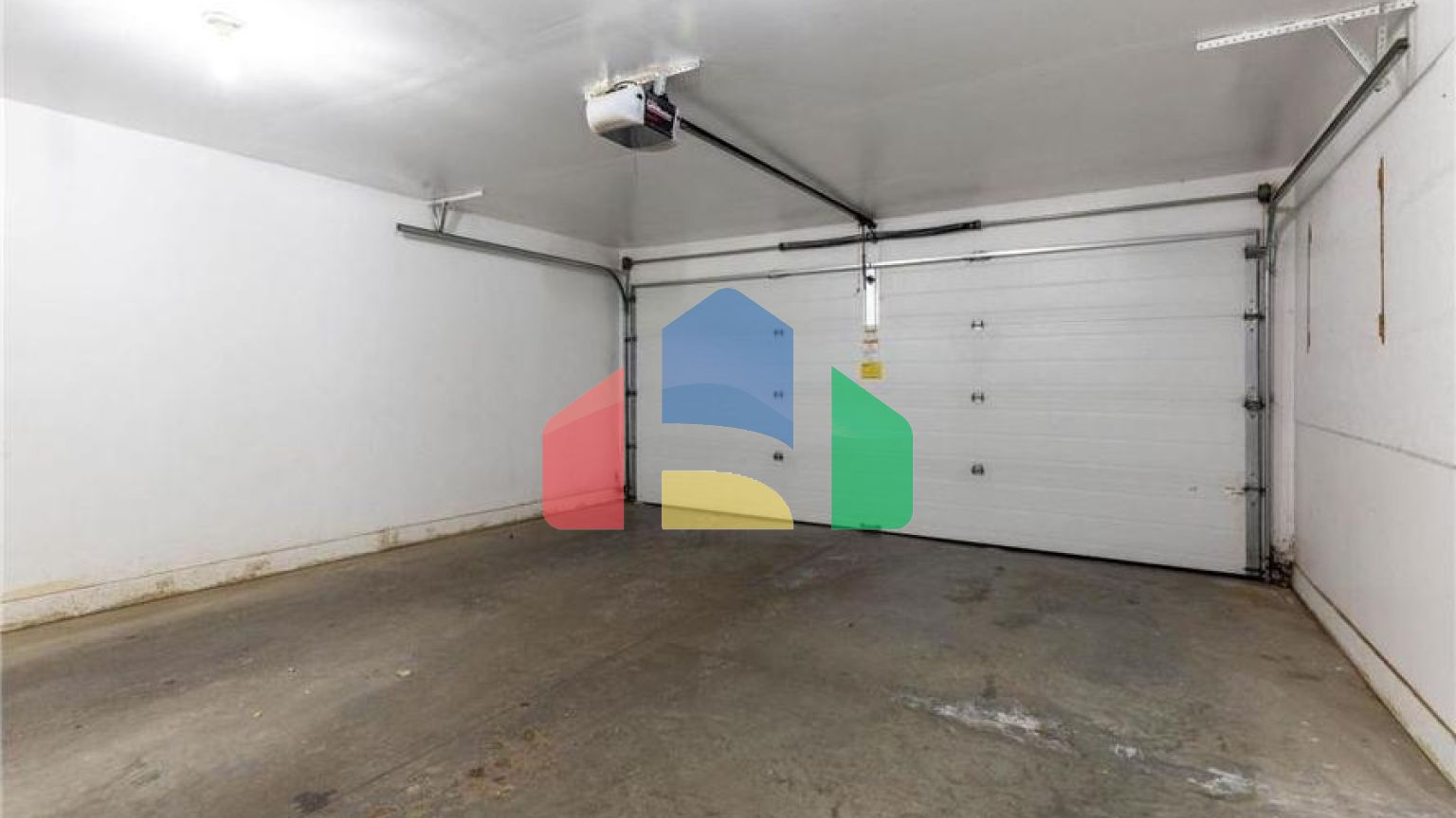 Residential - Condo/Apartment - Edmonton, Canada - Canada