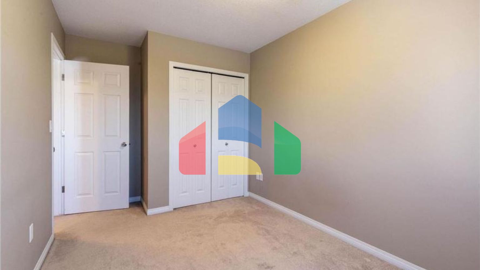 Residential - Condo/Apartment - Edmonton, Canada - Canada