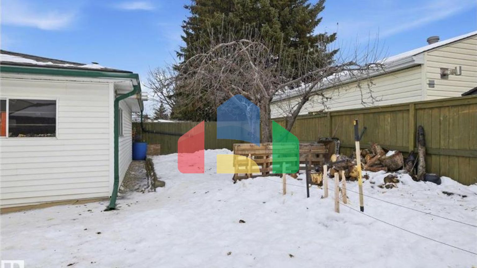 Residential - Single Family Home - Edmonton, Canada - Canada