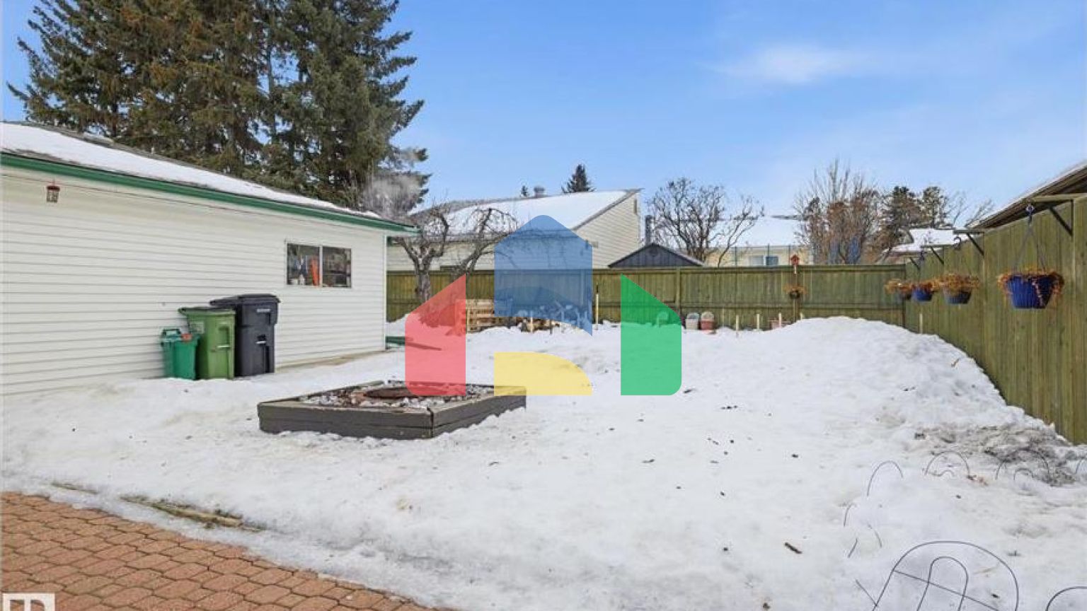 Residential - Single Family Home - Edmonton, Canada - Canada