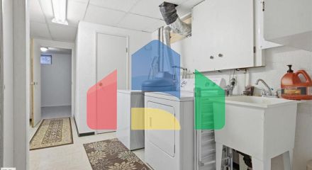 Residential - Single Family Home - Edmonton, Canada - Canada