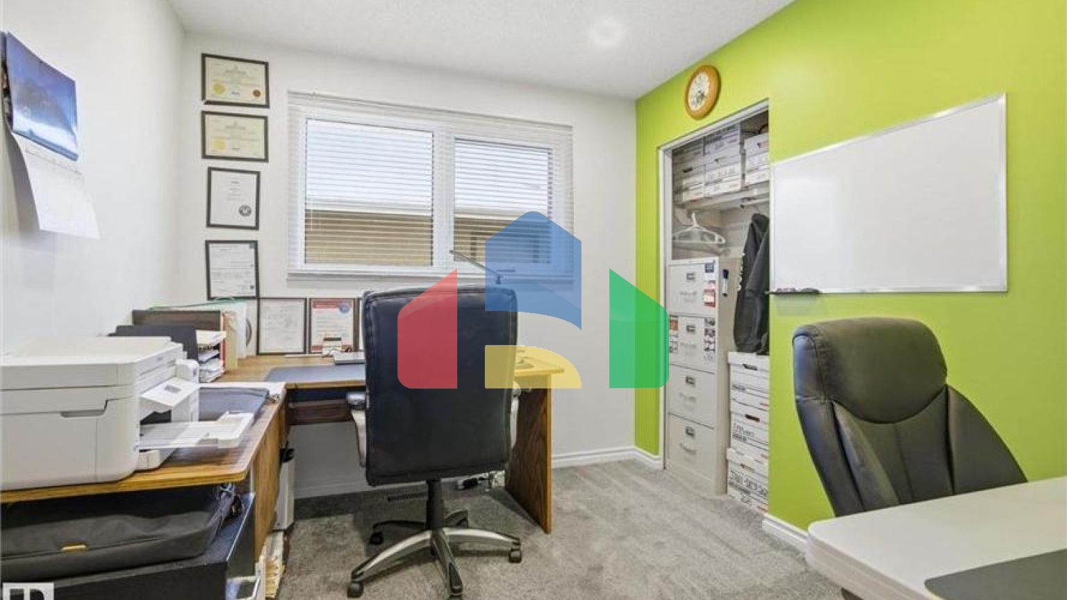 Residential - Single Family Home - Edmonton, Canada - Canada