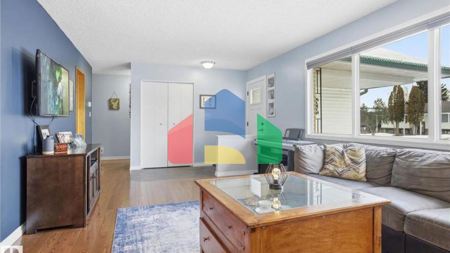 Residential - Single Family Home - Edmonton, Canada - Canada