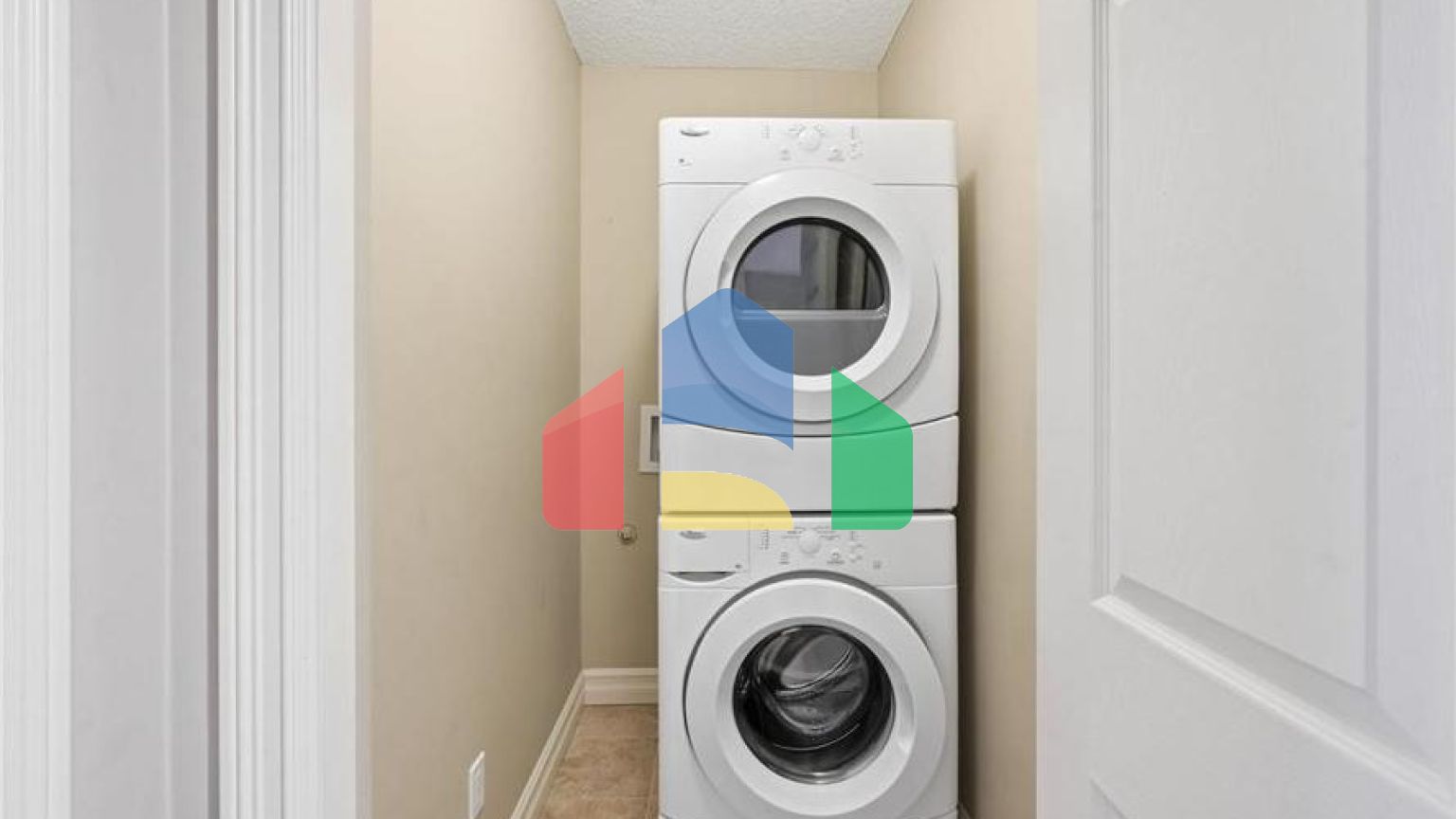 Residential - Single Family Home - Edmonton, Canada - Canada