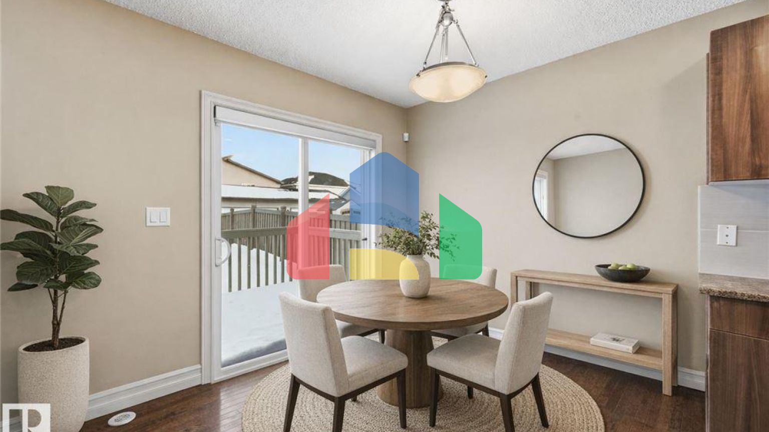 Residential - Single Family Home - Edmonton, Canada - Canada