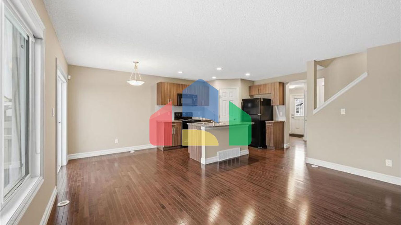 Residential - Single Family Home - Edmonton, Canada - Canada