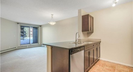 Residential - Condo/Apartment - Edmonton, Canada - Canada