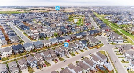 Residential - Single Family Home - Edmonton, Canada - Canada