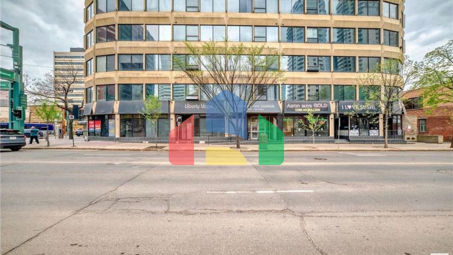 Residential - Condo/Apartment - Edmonton, Canada - Canada