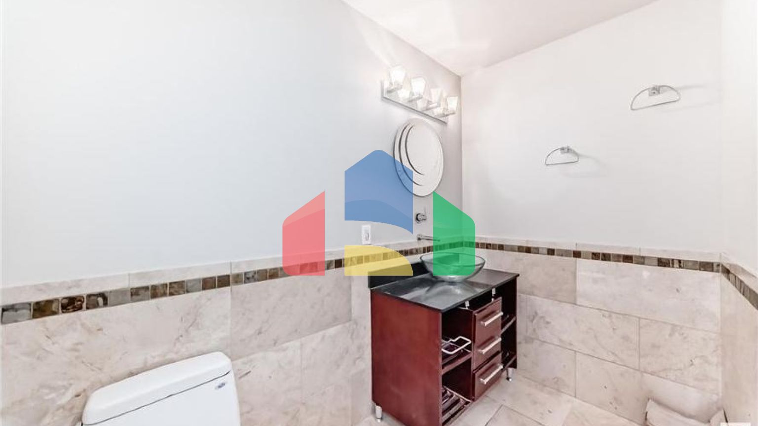 Residential - Condo/Apartment - Edmonton, Canada - Canada