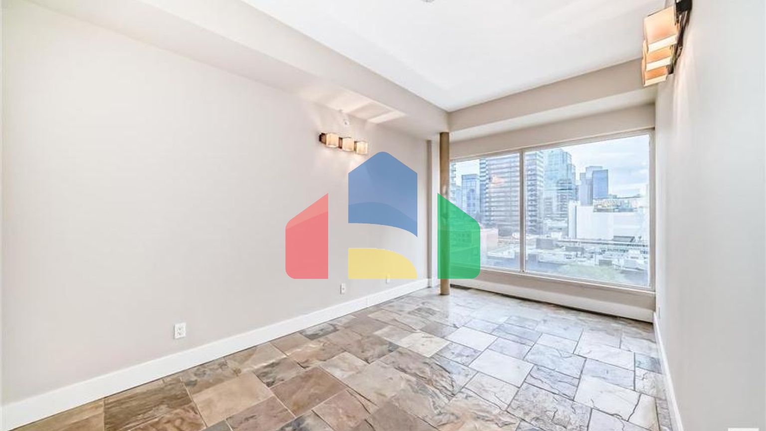 Residential - Condo/Apartment - Edmonton, Canada - Canada