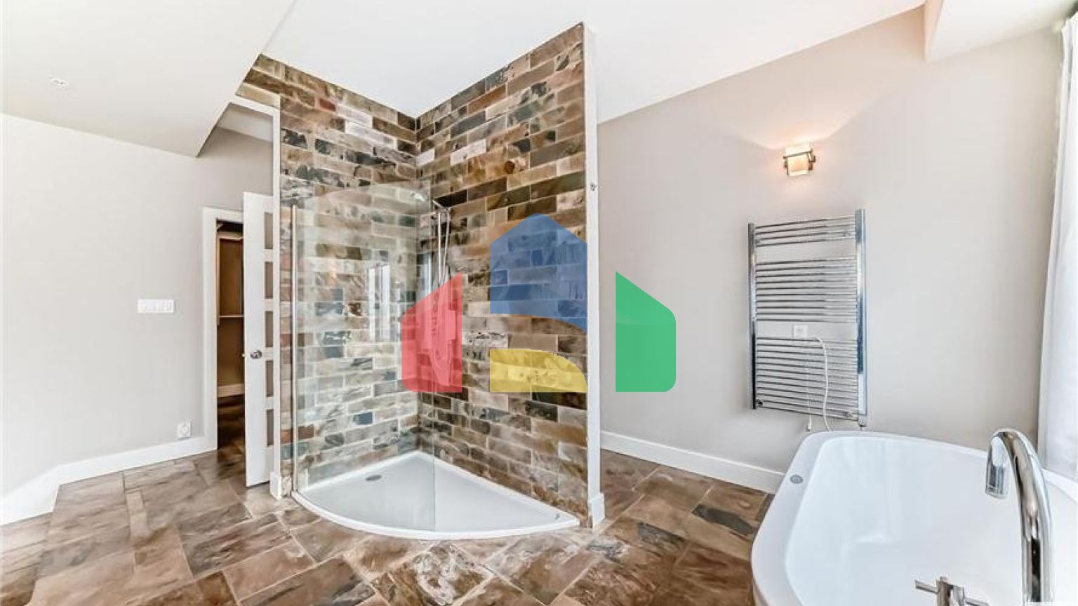 Residential - Condo/Apartment - Edmonton, Canada - Canada