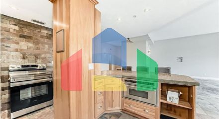 Residential - Condo/Apartment - Edmonton, Canada - Canada