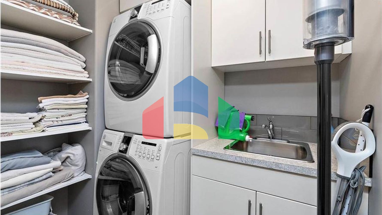 Residential - Condo/Apartment - Edmonton, Canada - Canada