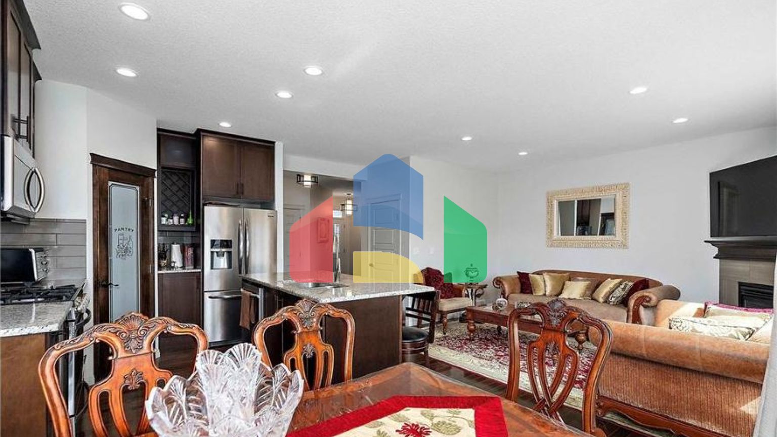 Residential - Condo/Apartment - Edmonton, Canada - Canada