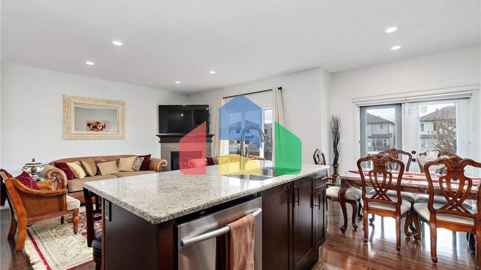 Residential - Condo/Apartment - Edmonton, Canada - Canada