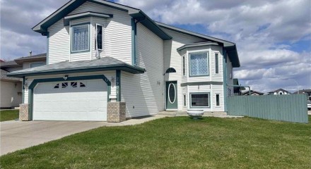 Residential - Single Family Home - Edmonton, Canada - Canada
