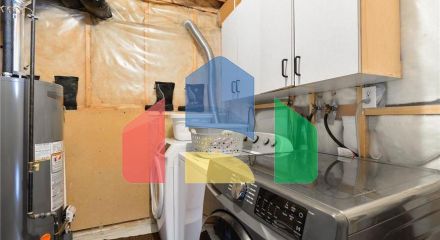 Residential - Single Family Home - Edmonton, Canada - Canada