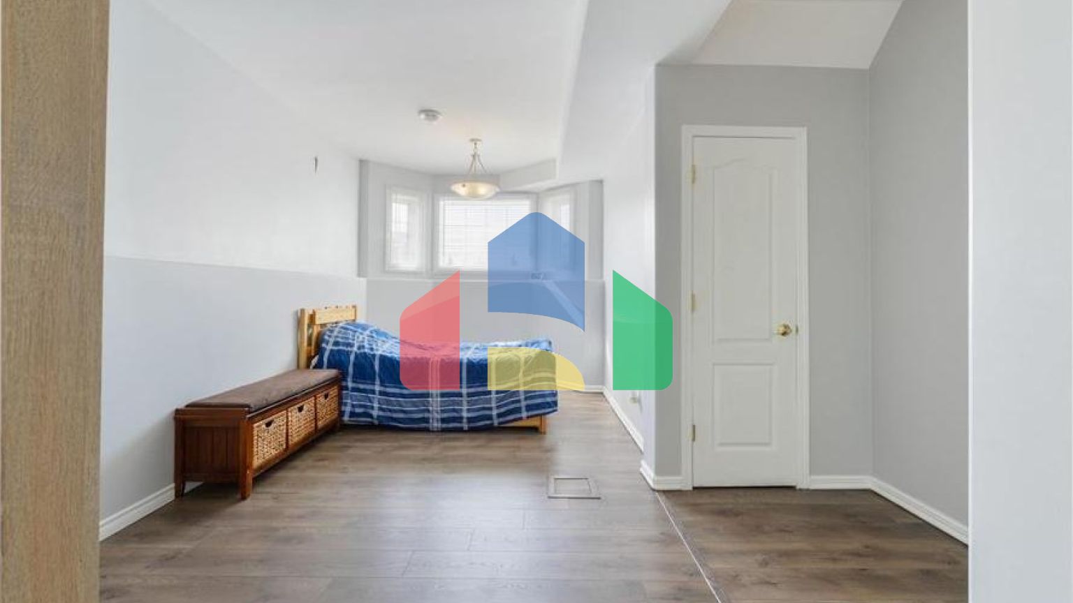 Residential - Single Family Home - Edmonton, Canada - Canada