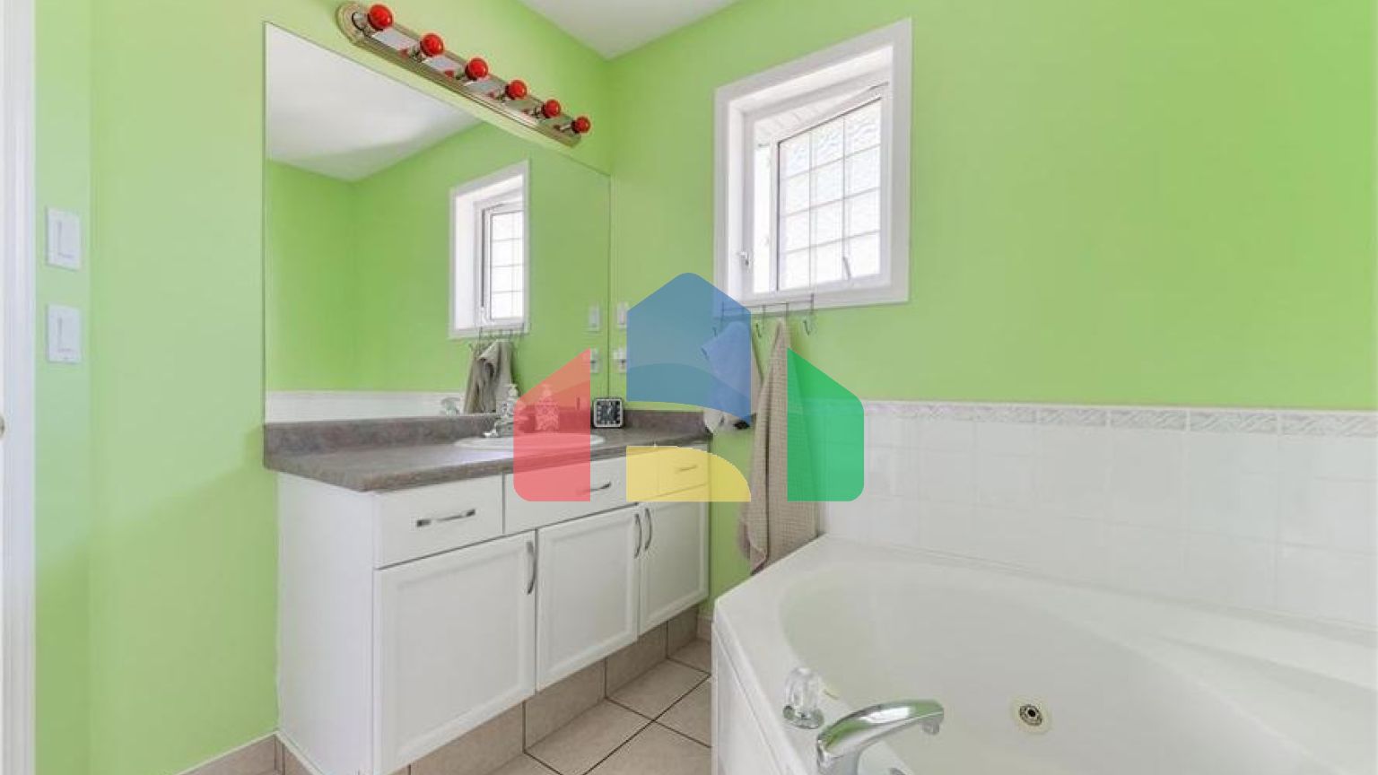 Residential - Single Family Home - Edmonton, Canada - Canada