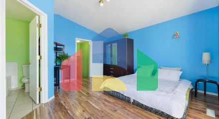 Residential - Single Family Home - Edmonton, Canada - Canada