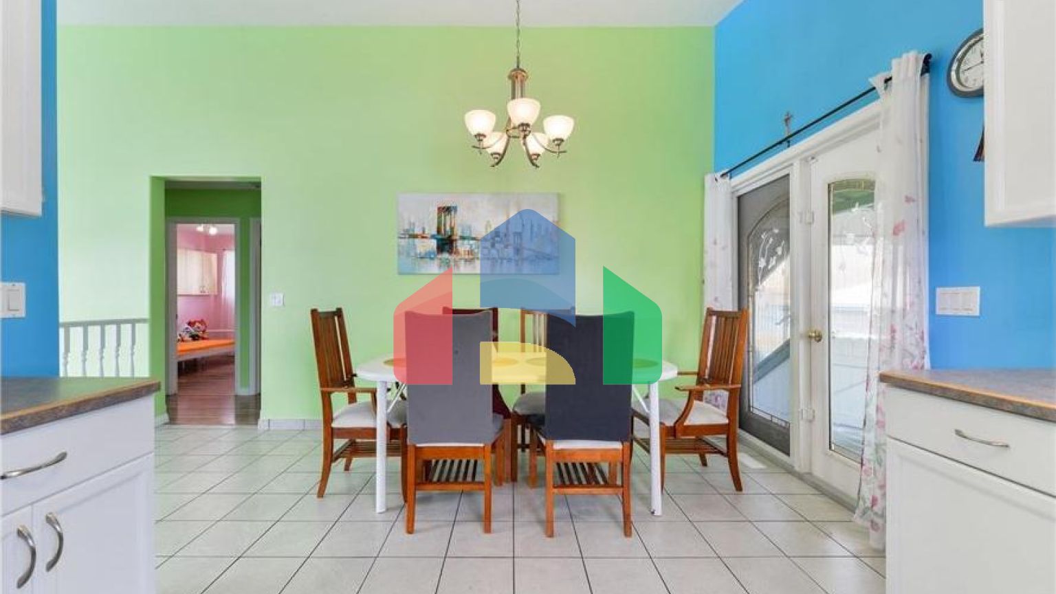 Residential - Single Family Home - Edmonton, Canada - Canada