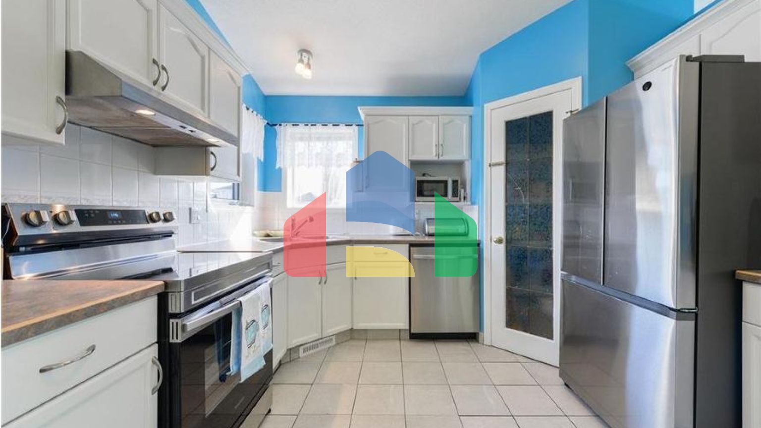 Residential - Single Family Home - Edmonton, Canada - Canada