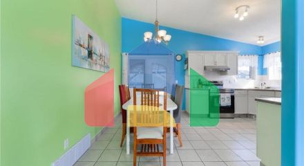 Residential - Single Family Home - Edmonton, Canada - Canada