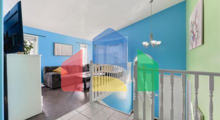 Residential - Single Family Home - Edmonton, Canada - Canada