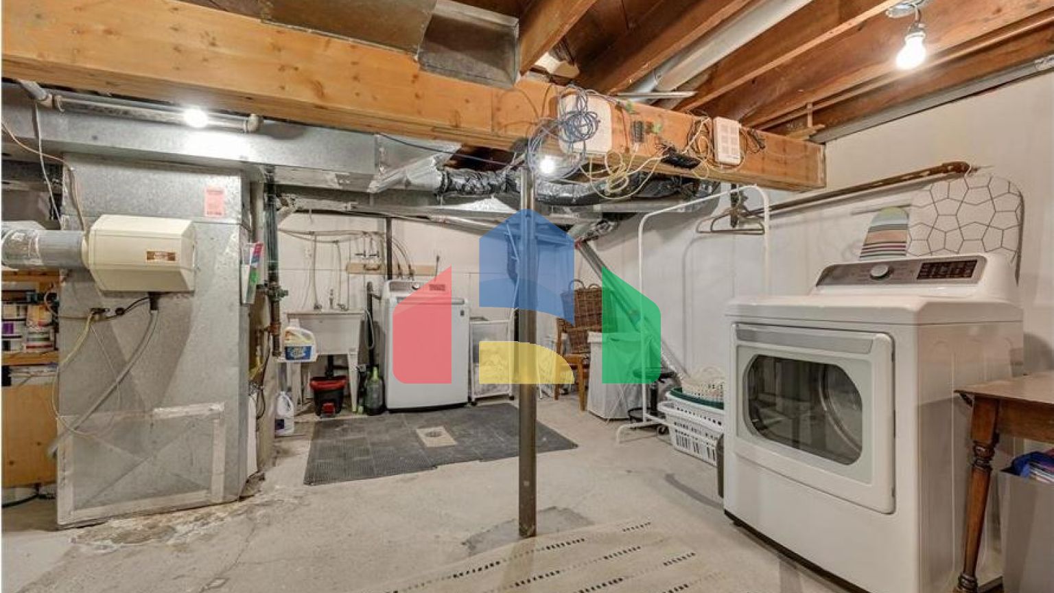 Residential - Single Family Home - Edmonton, Canada - Canada